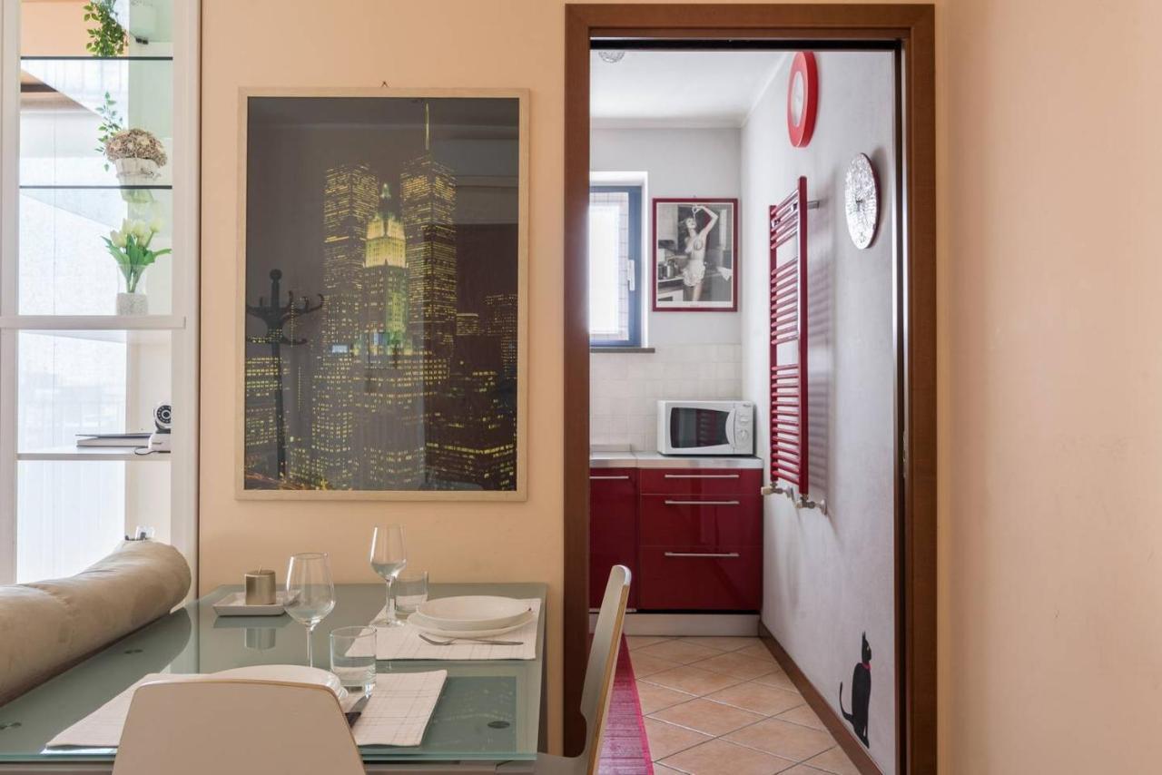 Fiera Milanocity View With Terrace Next To Shopping Mall Apartment ภายนอก รูปภาพ